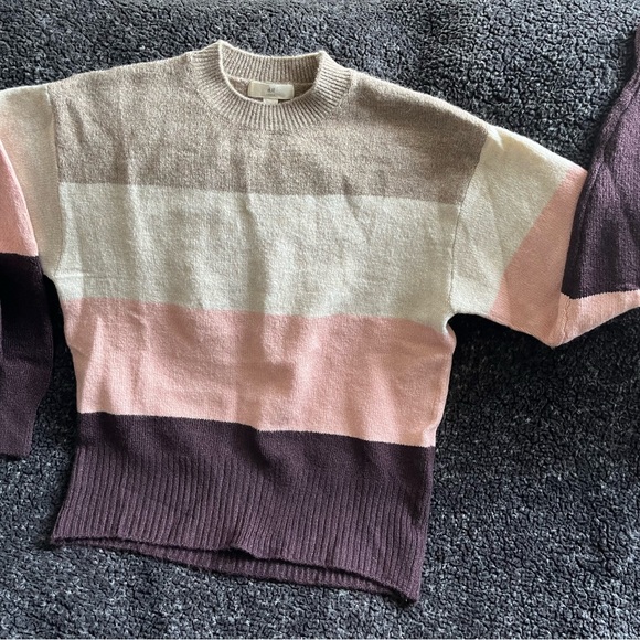 Colour block sweater from H & M - Picture 1 of 3